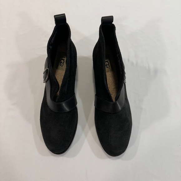 UGG Seldon Ankle Boots Womens 7.5 Black Suede Leather Buckle Strap | Minimalist